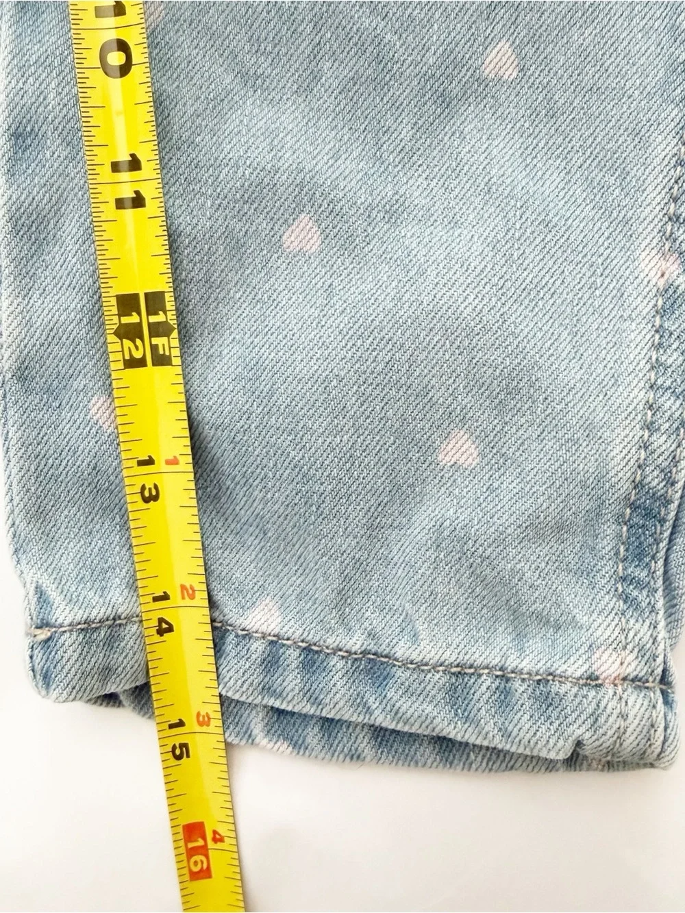 Oshkosh B’gosh Be gosh Girls Heart Print Blue Jean Denim Overalls Bib Size 4 T